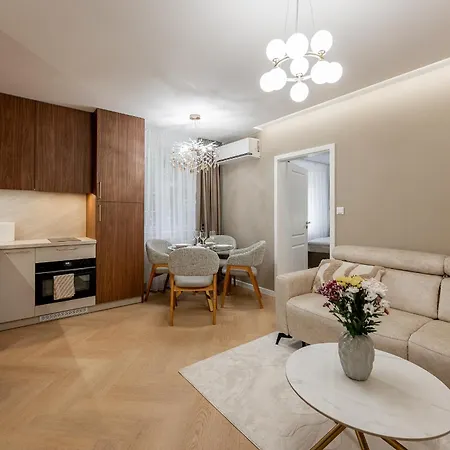 Blizko Stanice Podtatranskeho 7 Center 3 * Košice