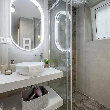 Blizko Stanice Podtatranskeho 7 Center 3 Apartment